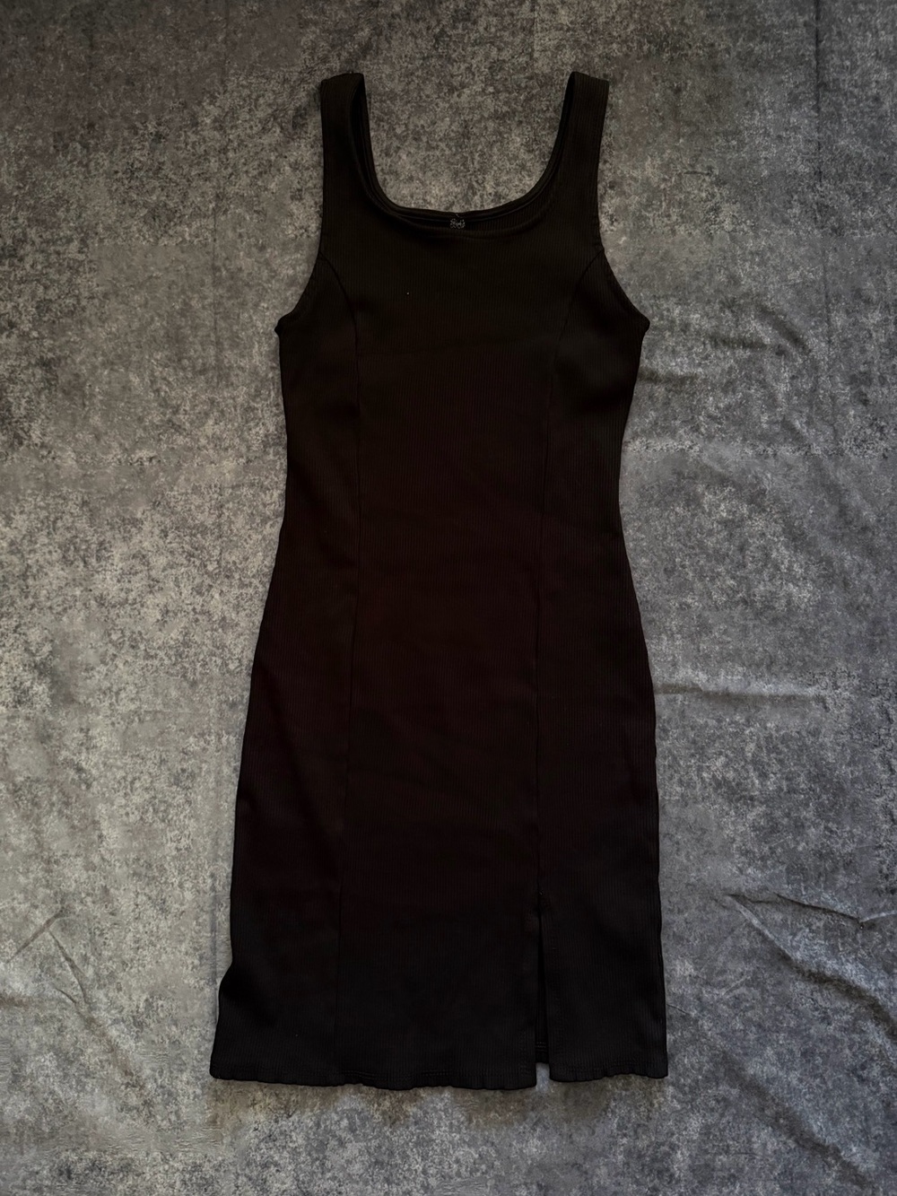 7daywknd Classic Black Tank Mini Dress size-s